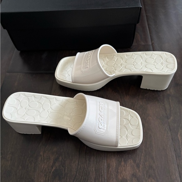 Coach Women's Cream Slide Sandals - Picture 9 of 9